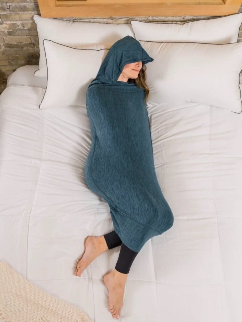 Hug Sleep Adult Sleeping Pod Blanket Sensory Soft Stretchy in Turquoise Size L